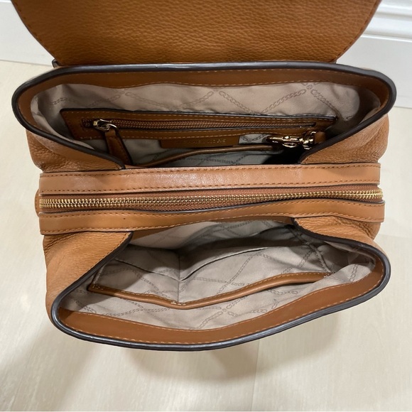 Michael Kors Raven Medium Pebbled Leather Backpack Brown Tan Snap Fastening main image 10